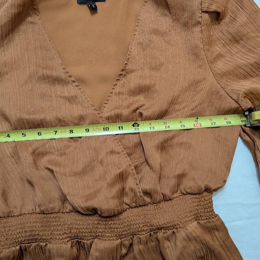Express Low Cut Long Sleeve Blouse Size M - Picture 5 of 7